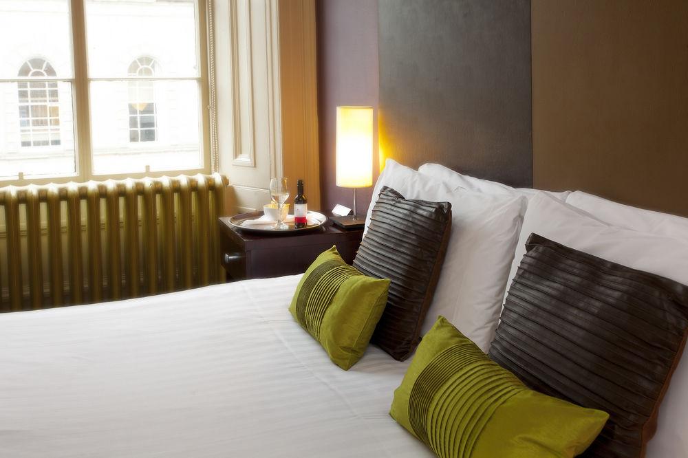 Safestay Glasgow Charing Cross Exteriör bild